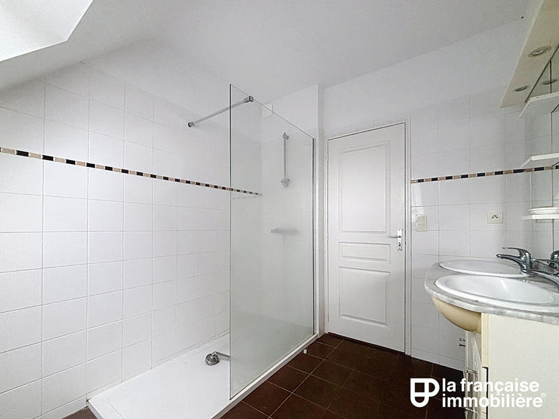 Maison - 130 m² - 8 pièces