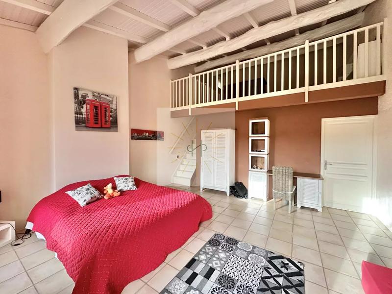 Bastide - 439 m² - 12 pièces