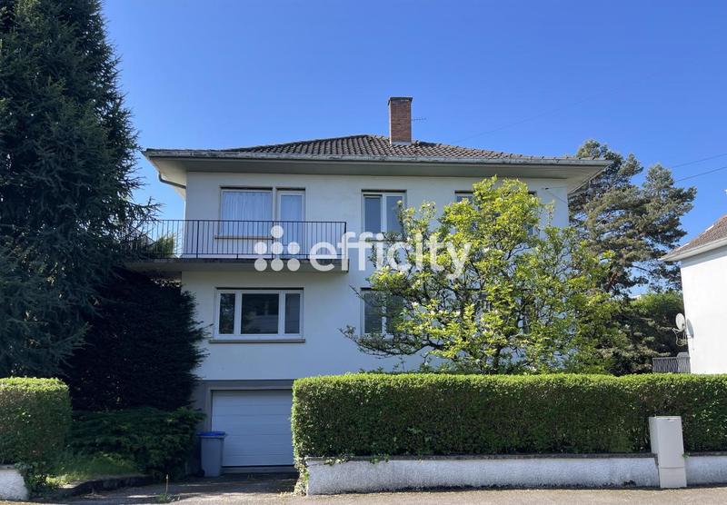 Immeuble - 260 m² - 8 pièces