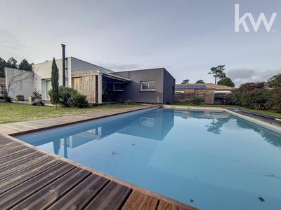 Maison - 127 m² - 6 pièces