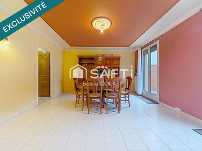 Maison - 90 m² - 4 pièces