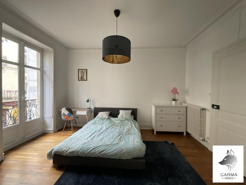 Appartement - 98 m² - 5 pièces