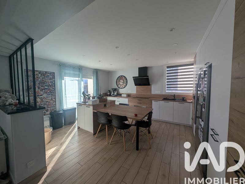 Maison - 165 m² - 10 pièces