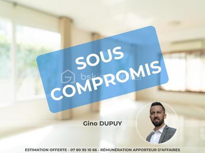 Maison ancienne - 250 m² - 7 pièces