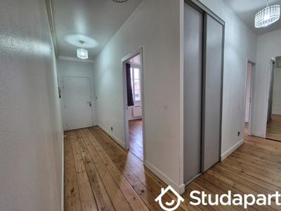 Appartement - 67 m² - 3 pièces