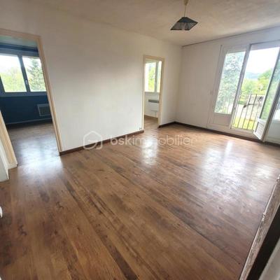 Appartement - 56 m² - 4 pièces