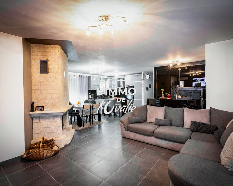 Maison - 182 m² - 7 pièces