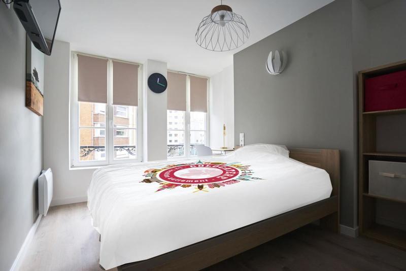 Appartement - 98 m² - 6 pièces