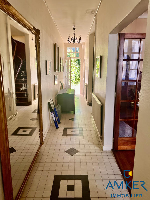 Maison - 165 m² - 7 pièces