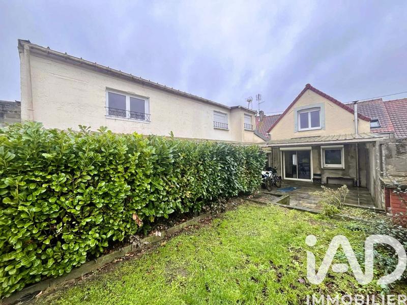 Maison - 136 m² - 6 pièces