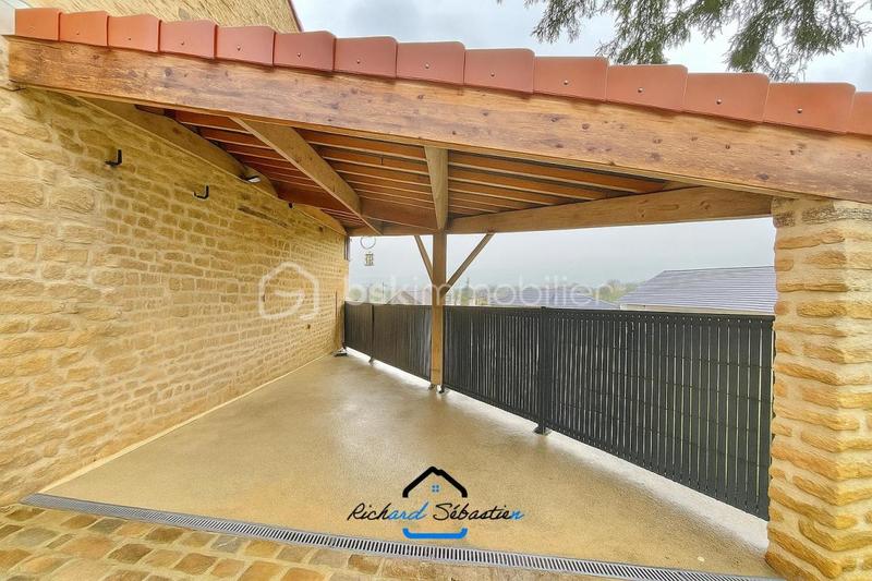 Maison en pierre - 98 m² - 5 pièces