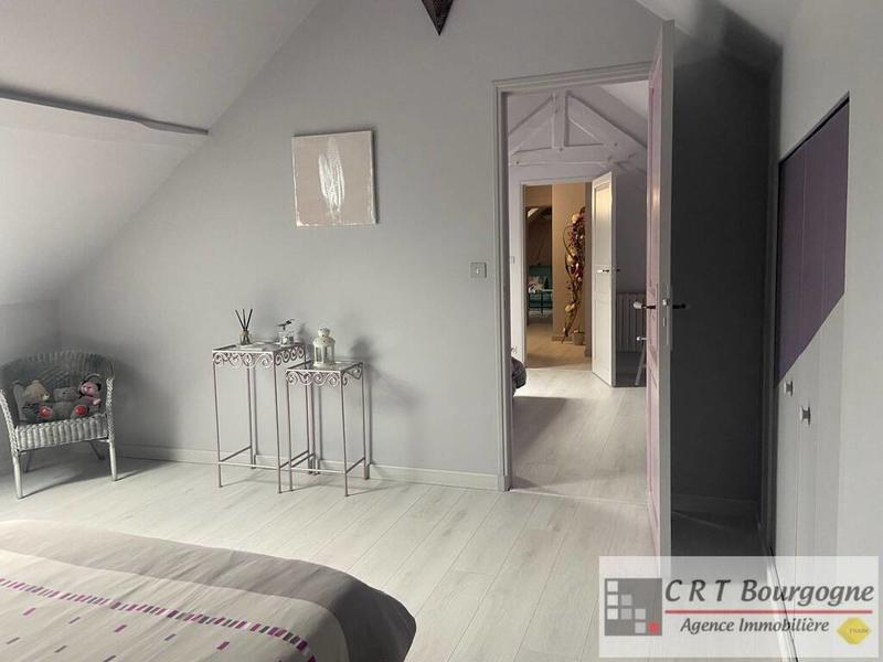 Maison ancienne - 177 m² - 9 pièces