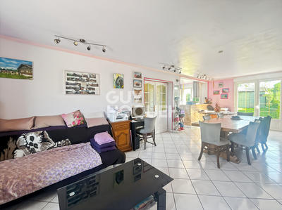 Maison - 103 m² - 5 pièces