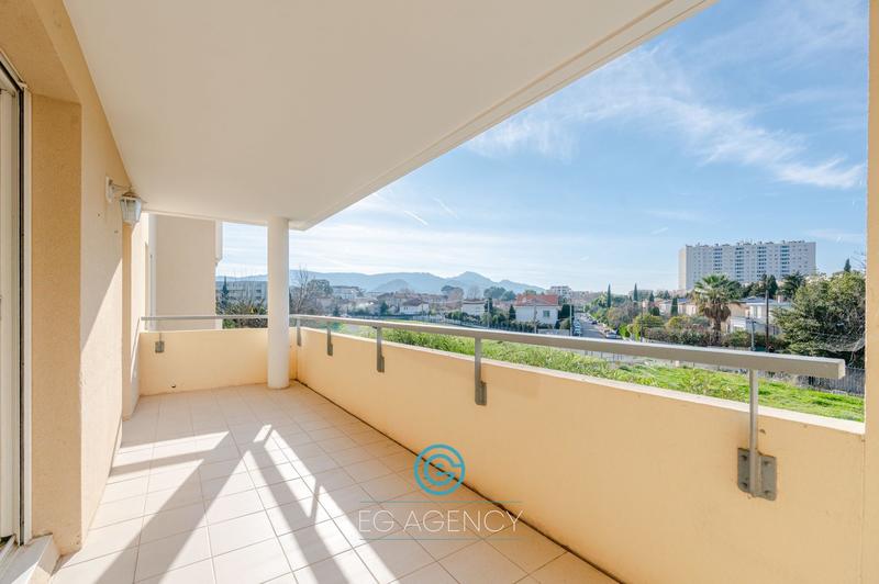 Appartement - 70 m² - 3 pièces