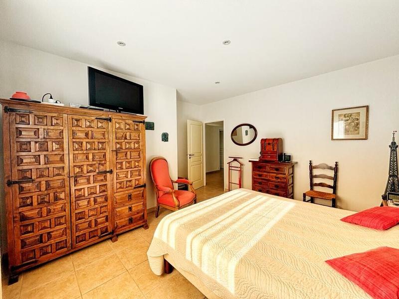 Maison d'architecte - 270 m² - 6 pièces