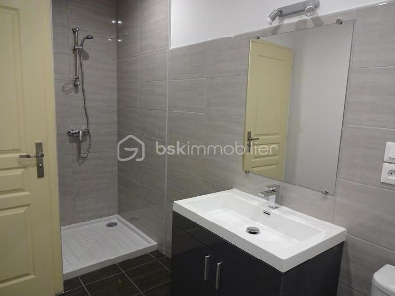 Maison - 104 m² - 4 pièces