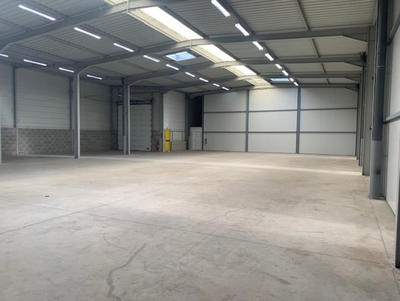 Local d'activité / Entrepôt - 660 m²