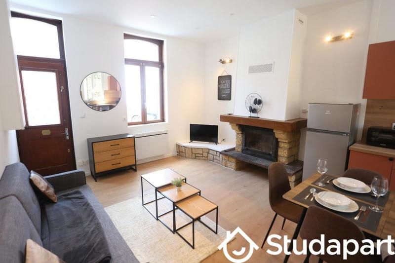 Chambre - 9 m² - 1 pièce