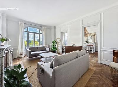 Appartement - 125 m² - 4 pièces