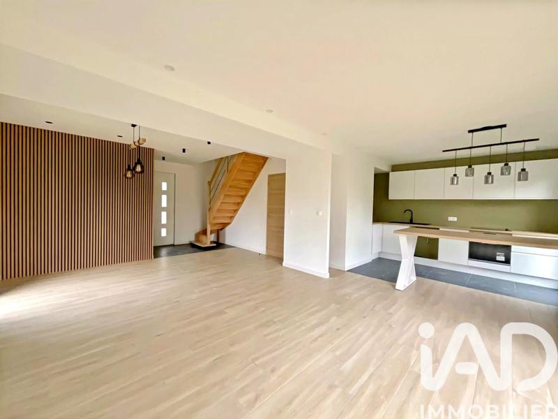 Maison - 85 m² - 4 pièces