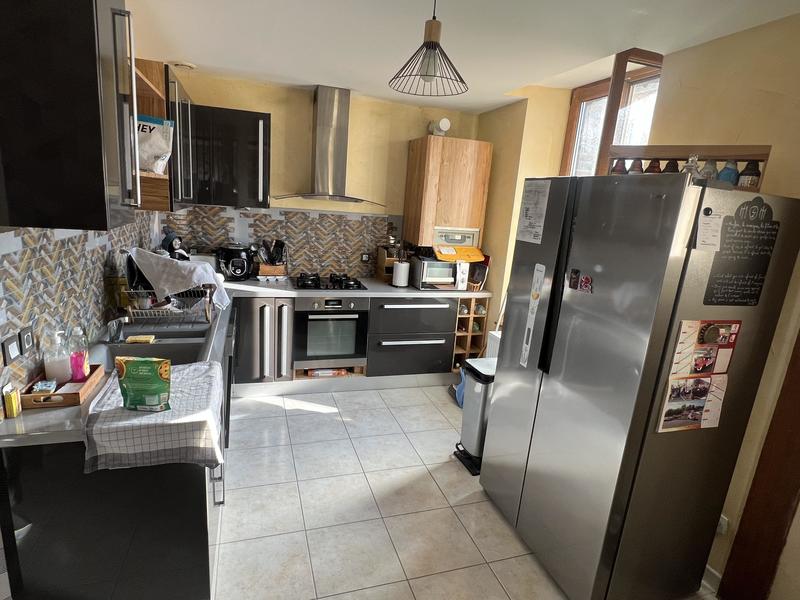 Maison - 92 m² - 4 pièces