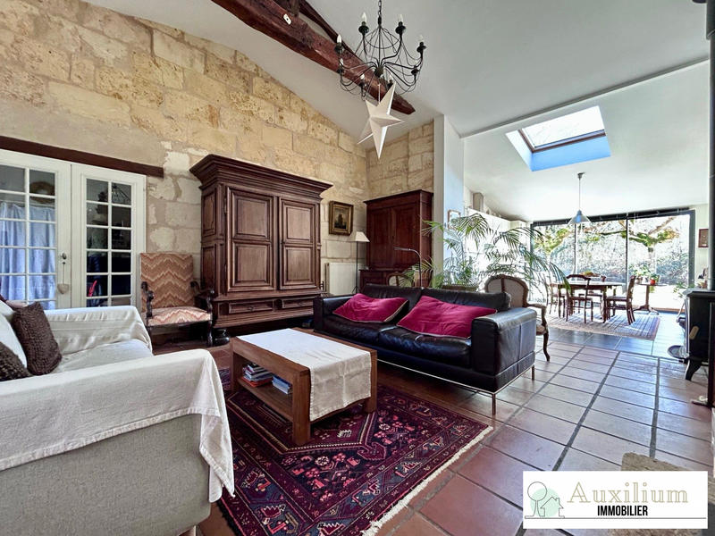 Maison ancienne - 196 m² - 9 pièces