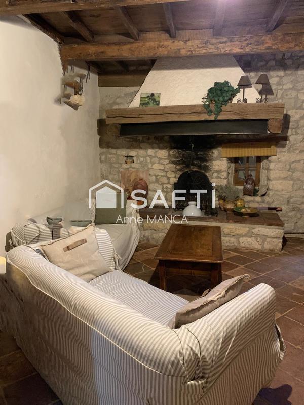 Maison - 110 m² - 6 pièces