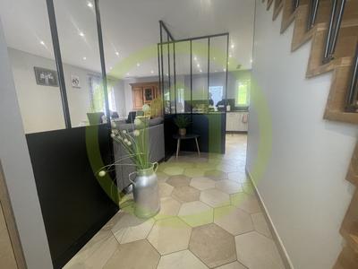 Maison - 120 m² - 4 pièces