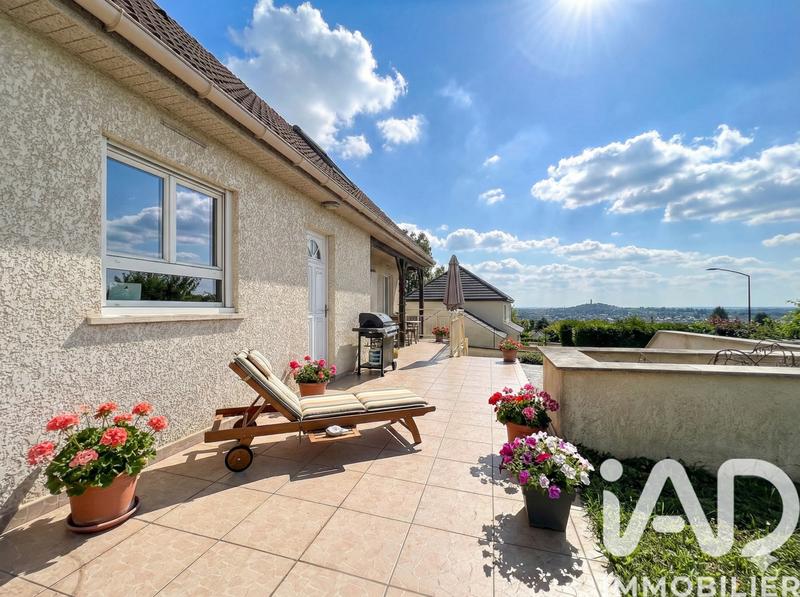 Maison - 96 m² - 4 pièces