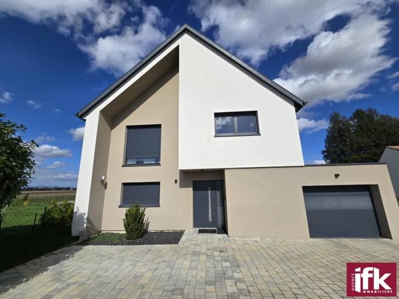 Maison - 140 m² - 5 pièces
