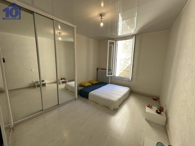 Maison - 105 m² - 6 pièces