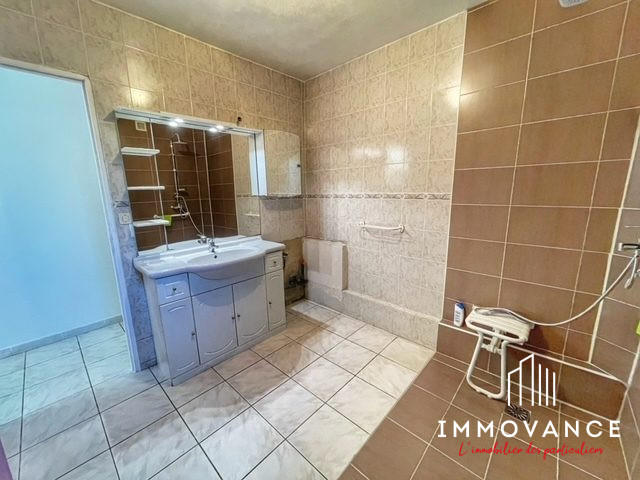 Appartement - 130 m² - 5 pièces
