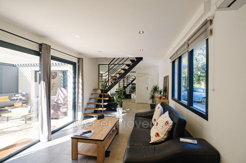 Villa - 90 m² - 4 pièces