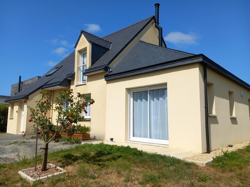 Maison - 121 m² - 7 pièces