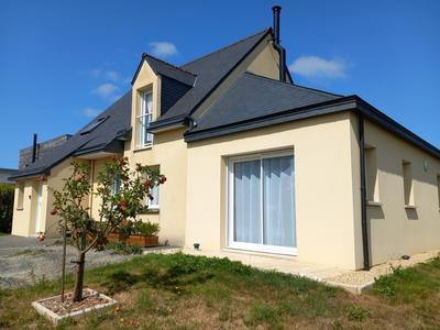 Maison - 121 m² - 7 pièces