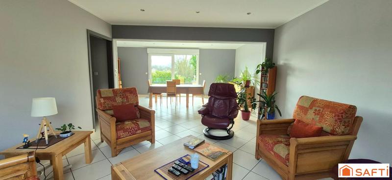 Maison - 138 m² - 6 pièces