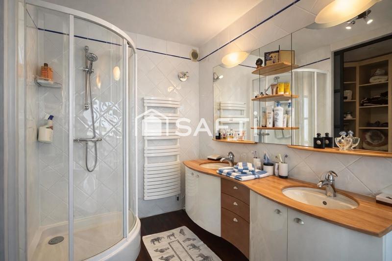 Appartement - 119 m² - 4 pièces