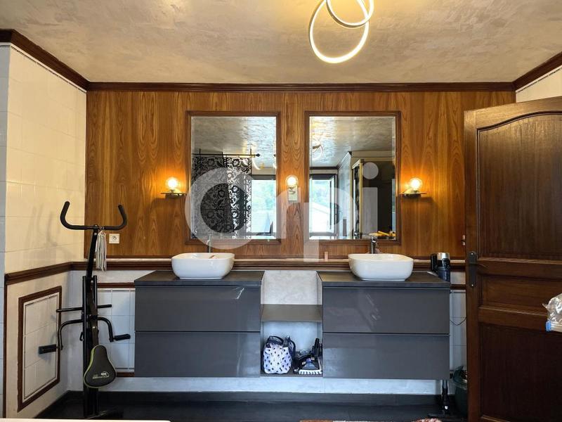 Appartement - 152 m² - 4 pièces