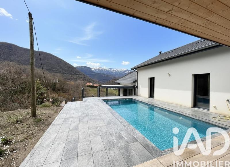 Maison de maîtres - 137 m² - 5 pièces