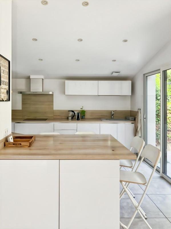 Maison - 181 m² - 6 pièces