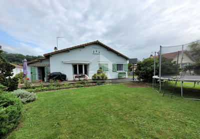 Maison - 102 m² - 4 pièces