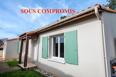 Maison - 102 m² - 5 pièces