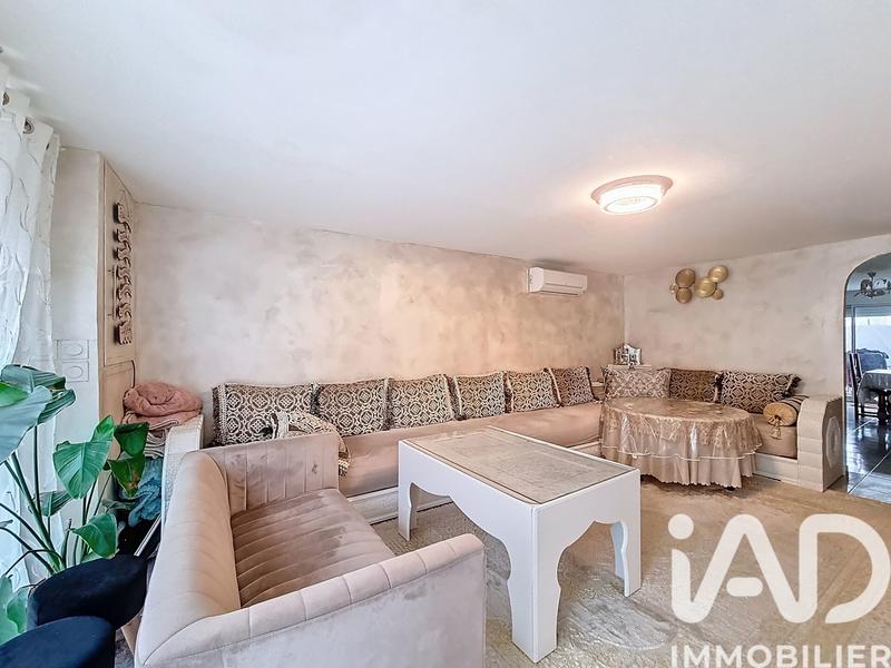 Maison - 208 m² - 5 pièces