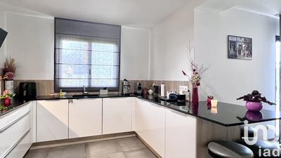 Maison - 170 m² - 5 pièces