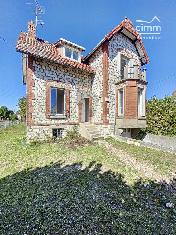 Maison - 83 m² - 5 pièces