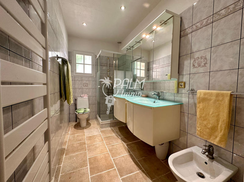 Villa - 172 m² - 7 pièces