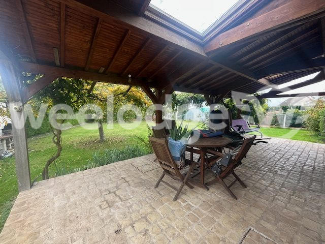 Maison - 95 m² - 6 pièces