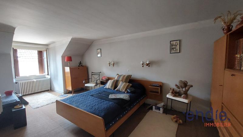 Maison - 140 m² - 7 pièces