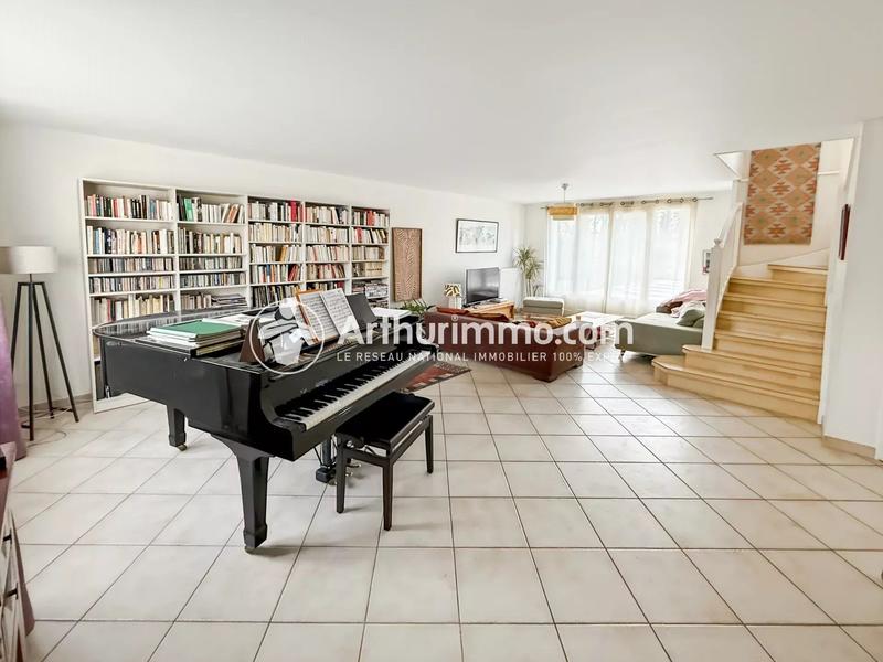 Maison - 158 m² - 7 pièces