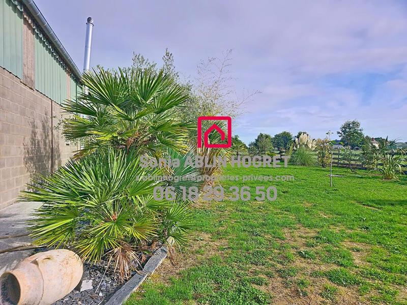 Maison - 220 m² - 5 pièces